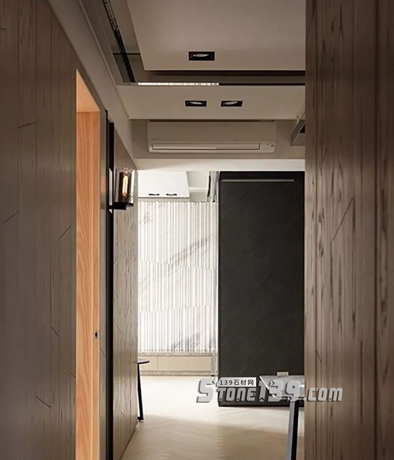 大理石與天然原木碰撞 重塑現代宜人風光家居