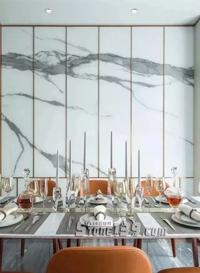 大理石+黃銅的墻面裝飾應用案例