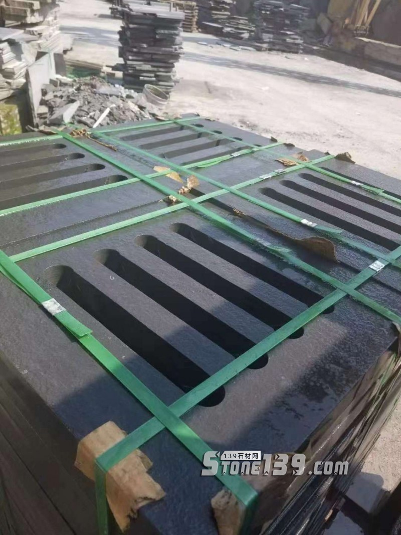 四川雅安天虹石材廠主營(yíng)雅蒙黑、滎經(jīng)紅（中國(guó)紅）、紫檀木紋、漢白玉