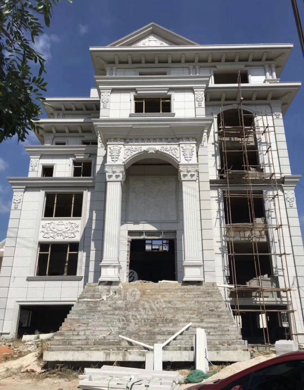 田中石材異形廠主營石材圓柱、石材雕刻、石材欄桿、圓球、擋車石、線條、異形