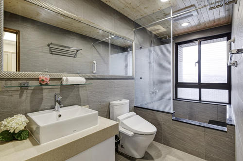 洗浴空間中的石材污染如何清洗？推薦三種解決方案