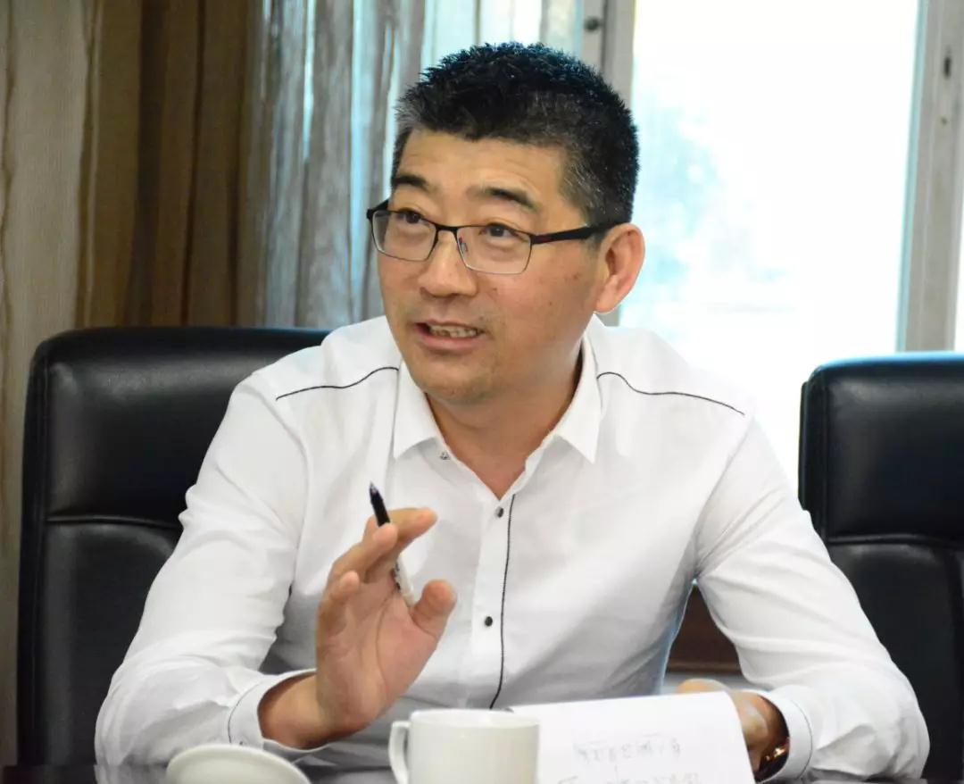 《石材工業(yè)“十四五”發(fā)展規(guī)劃》調(diào)研會(huì)議現(xiàn)場(chǎng)