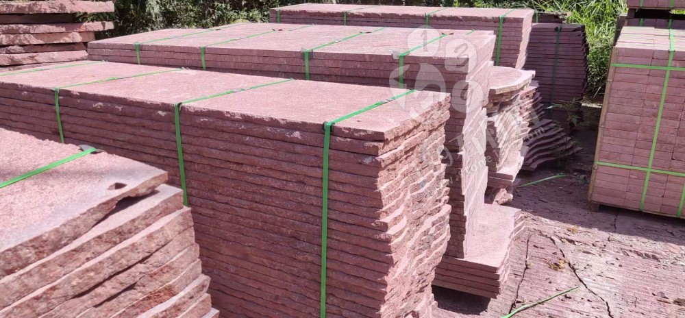 浙江溫州泰順縣南院志松石材廠主營雞血紅，福壽紅，貴妃紅，茶花白，青石,遂昌白，壽寧紅