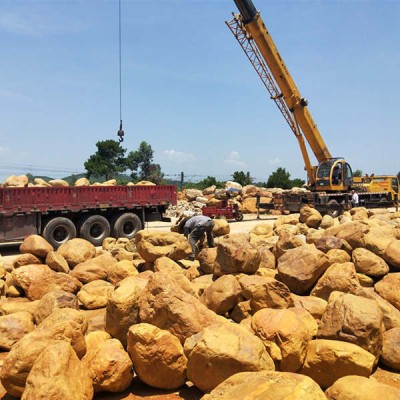 批發(fā)深圳地區(qū)黃蠟石，噸位石，大型景觀石，刻字石，招牌石