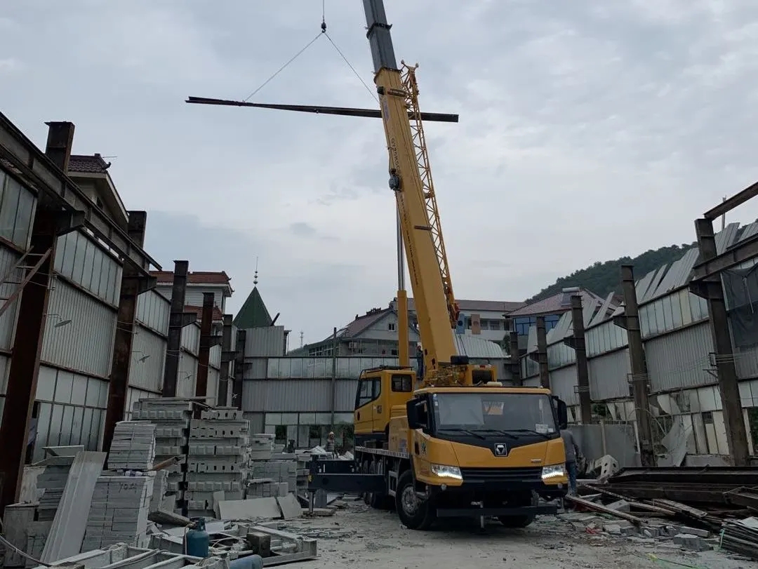 （浙江654產(chǎn)地）桐廬縣鐘山鄉(xiāng)繼續(xù)開展石材行業(yè)整治，推進(jìn)石材企業(yè)拆除工作