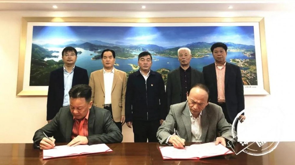 華興集團董事長林金煉認捐1000萬元，設(shè)立南安市慈善總會林金煉慈善基金