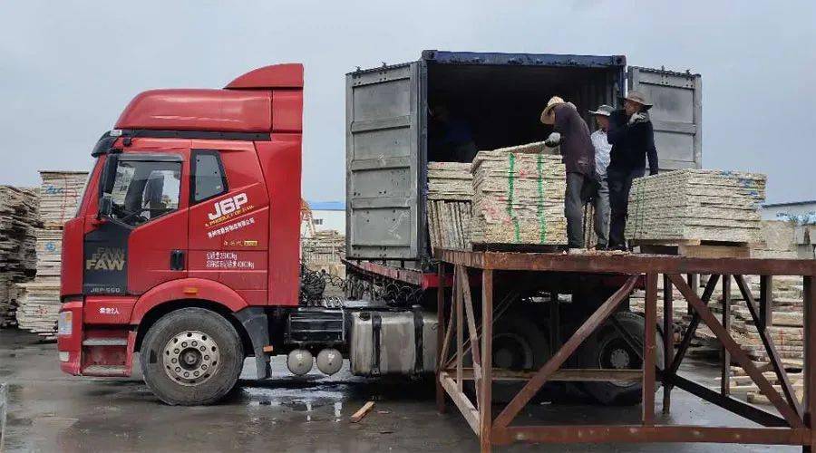 石材人的朋友圈是這樣發(fā)的，每一條都值10000個(gè)贊！