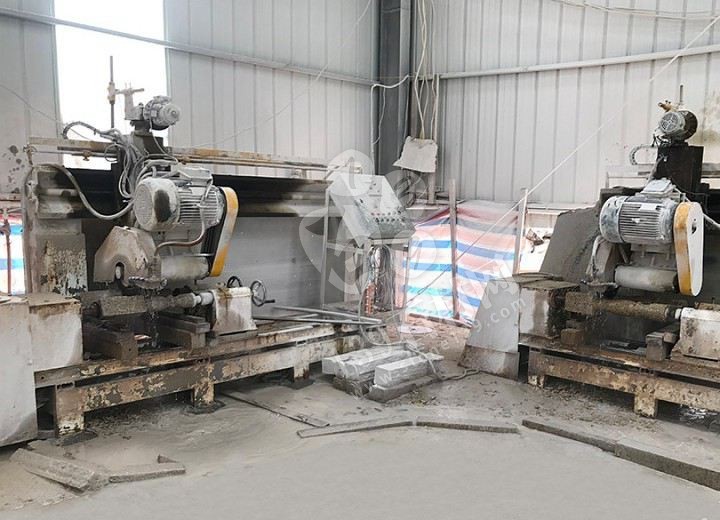 【南陽金泰石業(yè)】主營河南黃金麻、河南黃銹石方城芝麻白花崗巖園林工程配套用石