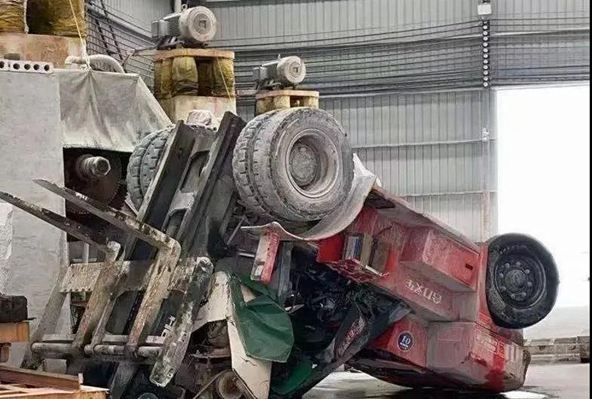 麻城石材工人砸廠事件持續發酵，警方已介入調查！兩敗俱傷，得不償失！