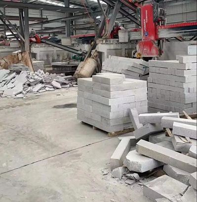 麻城石材工人砸廠事件持續發酵，警方已介入調查！兩敗俱傷，得不償失！