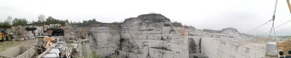 遼寧省莊河市太平嶺鄉青林村花崗巖:芝麻白G603石材欣賞