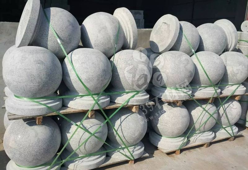 麻城張順利石材廠主要經(jīng)營(yíng)湖北芝麻白、芙蓉白環(huán)境石，地鋪石，路延石，小方石