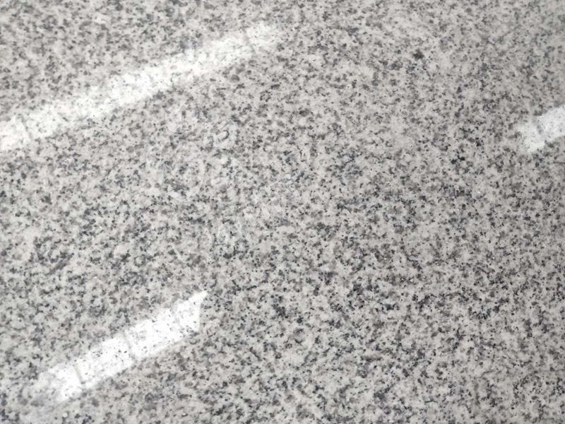 麻城張順利石材廠主要經(jīng)營(yíng)湖北芝麻白、芙蓉白環(huán)境石，地鋪石，路延石，小方石