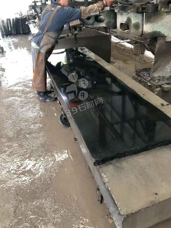 石材對比之富羅黑和彭水黑